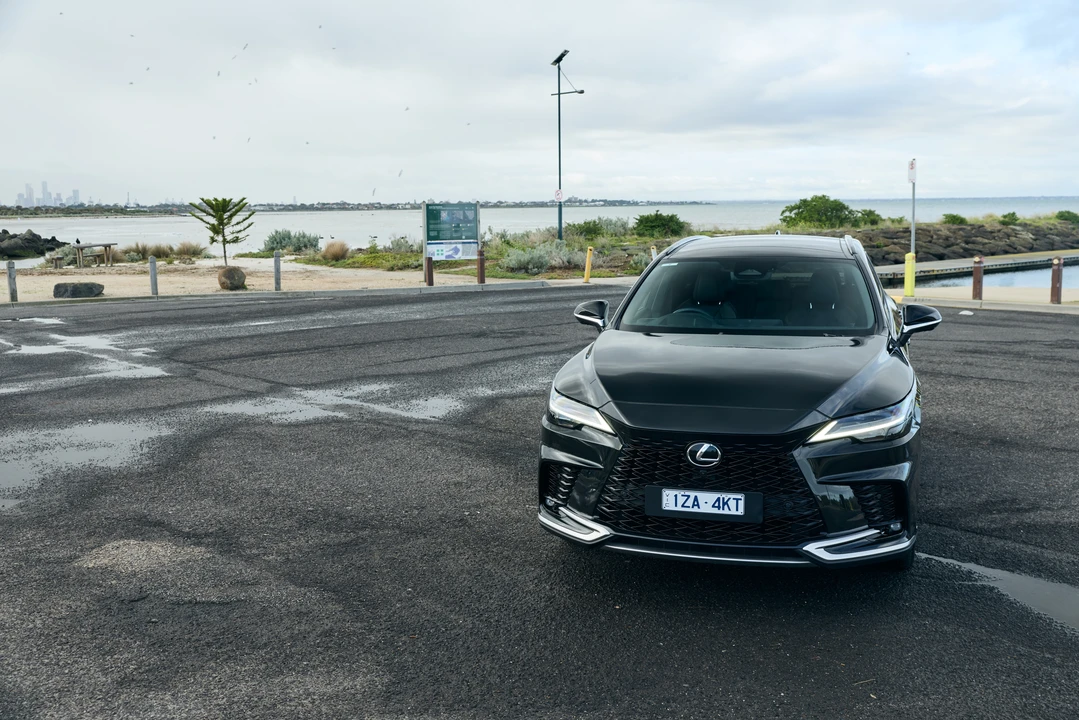 2024 Lexus RX 5th Gen - Image 19 of 31