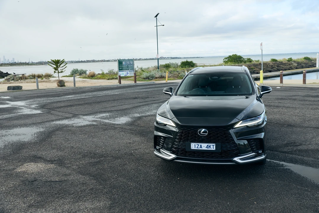 2024 Lexus RX 5th Gen - Image 9 of 31