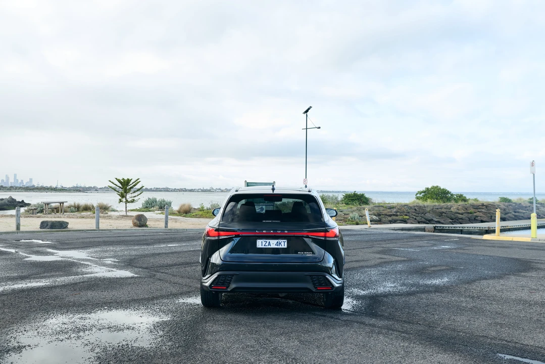 2024 Lexus RX 5th Gen - Image 6 of 31