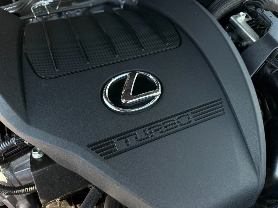 2024 Lexus RX 5th Gen - Image 20 of 21