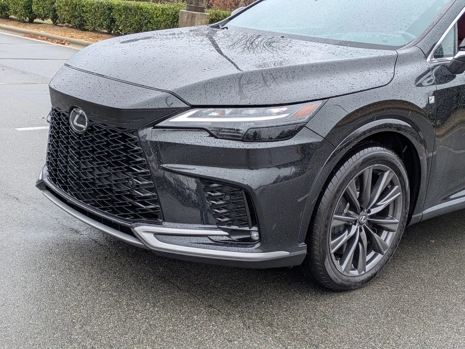 2024 Lexus RX 5th Gen - Image 10 of 21
