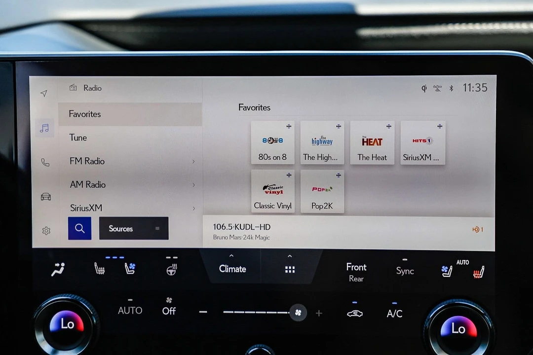 2024 Lexus RX 5th Gen - Image 12 of 21