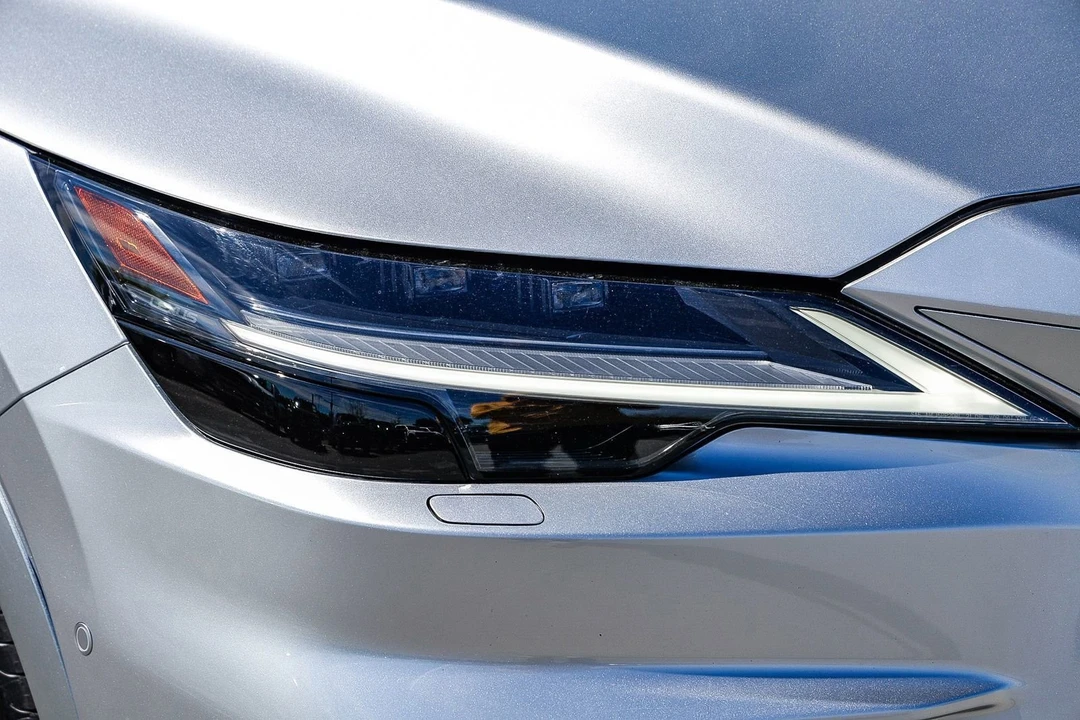 2024 Lexus RX 5th Gen - Image 7 of 21