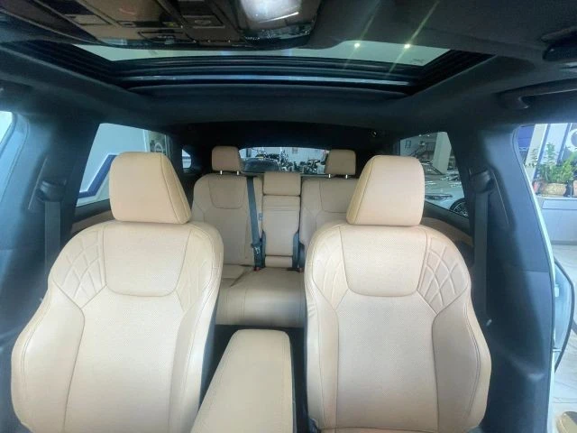 2024 Lexus RX 5th Gen - Image 16 of 21