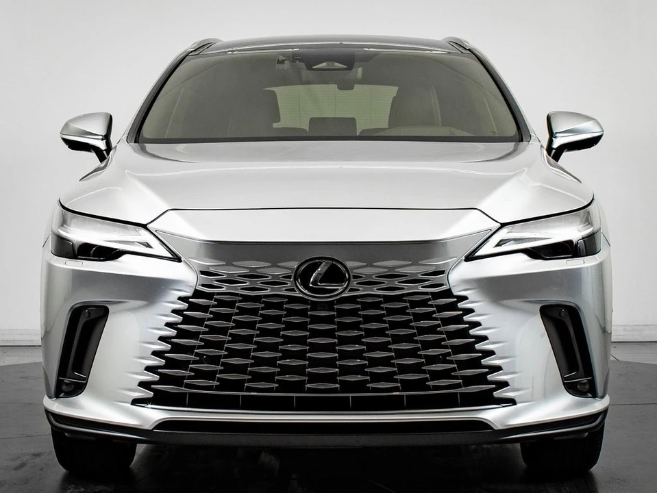 2024 Lexus RX 5th Gen - Image 2 of 21