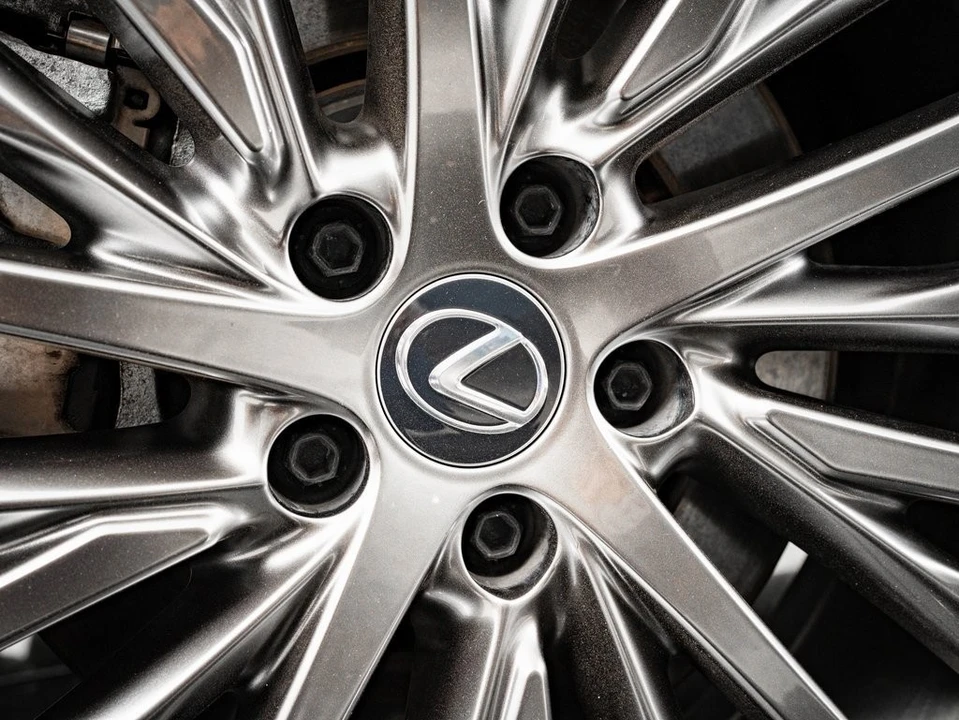 2024 Lexus RX 5th Gen - Image 8 of 21