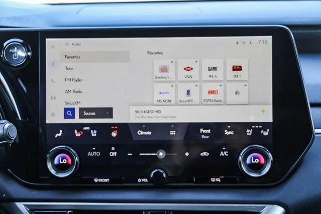 2024 Lexus RX 5th Gen - Image 14 of 21