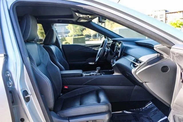 2024 Lexus RX 5th Gen - Image 16 of 21