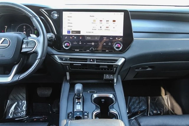 2024 Lexus RX 5th Gen - Image 13 of 21