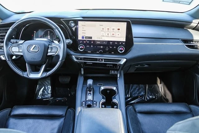 2024 Lexus RX 5th Gen - Image 12 of 21