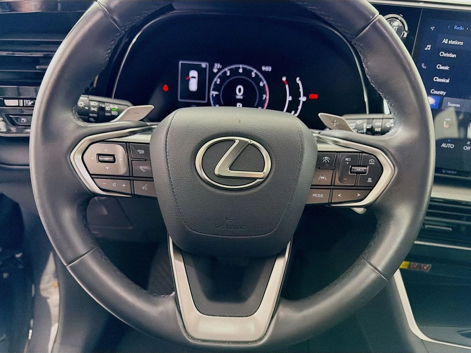 2024 Lexus ES 7th Gen - Image 14 of 21