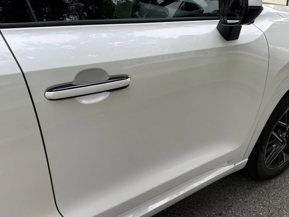 2024 Lexus - Image 14 of 31