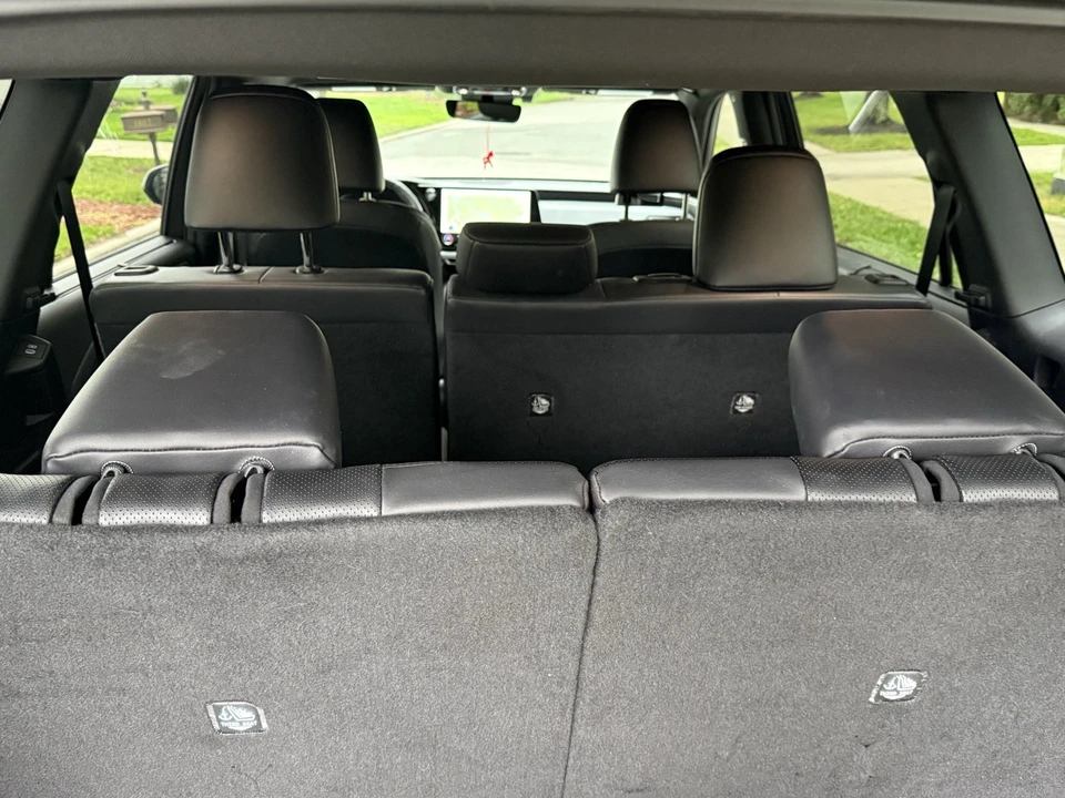 2024 Lexus - Image 18 of 31