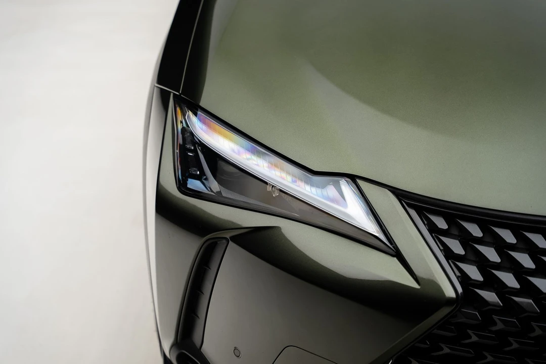 2024 Lexus - Image 12 of 31