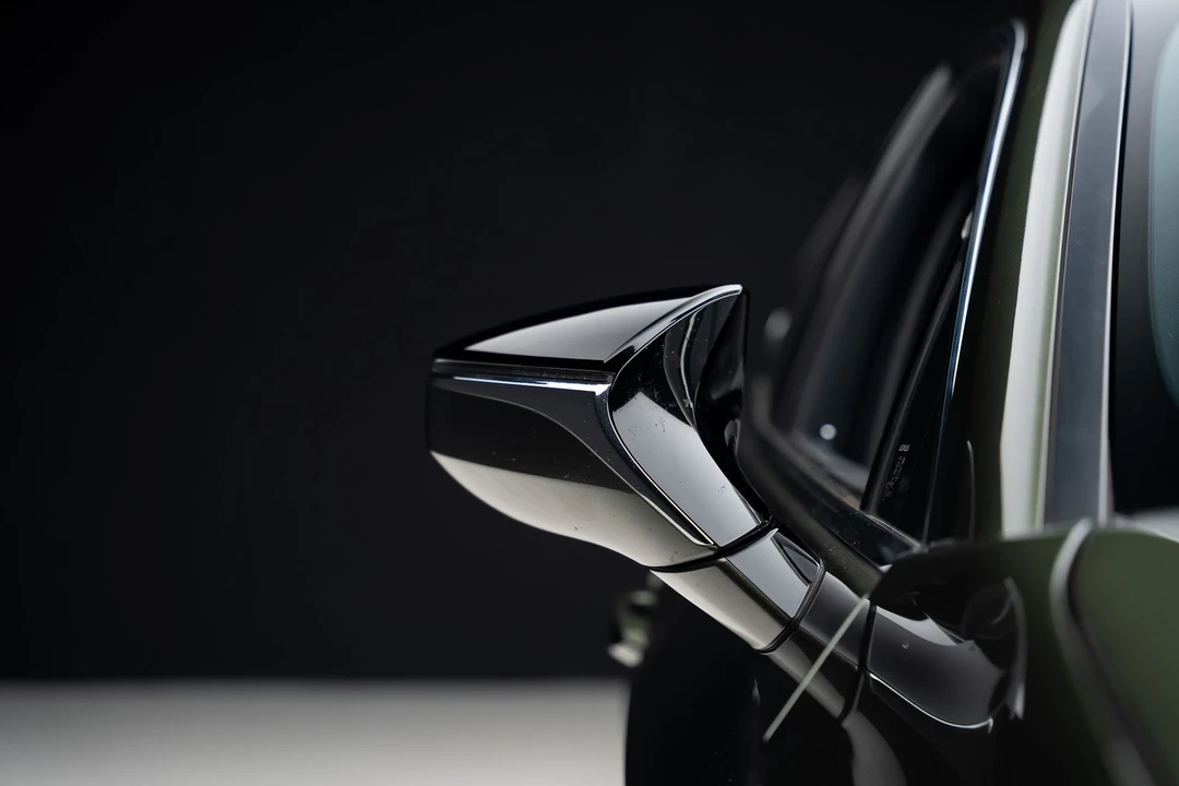 2024 Lexus - Image 14 of 31