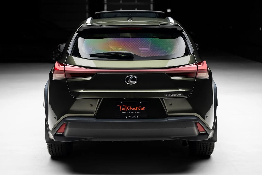 2024 Lexus - Image 25 of 31