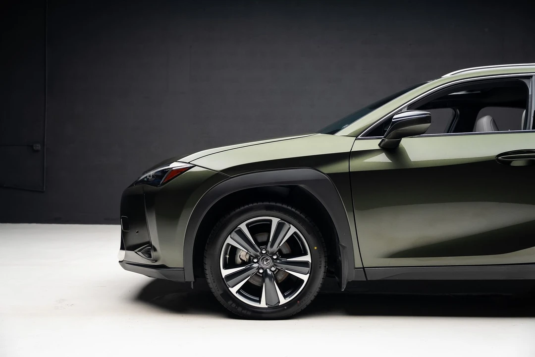2024 Lexus - Image 18 of 31
