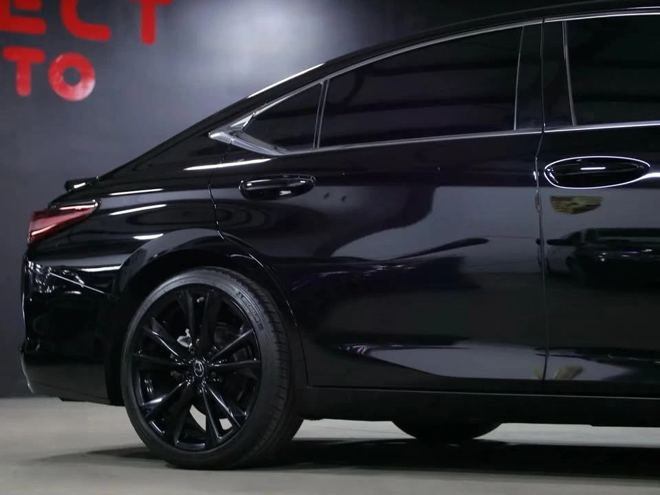 2024 Lexus ES 7th Gen - Image 11 of 20