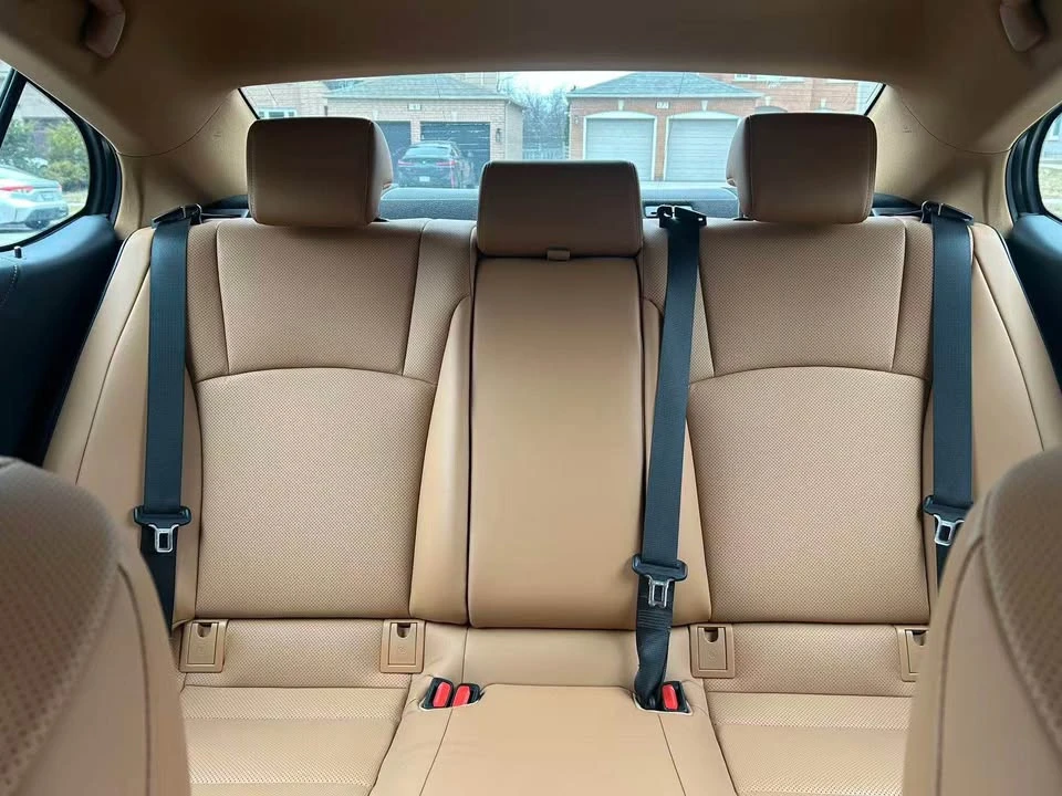 2024 Lexus ES 7th Gen - Image 7 of 8