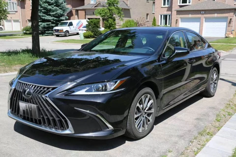 2024 Lexus ES 7th Gen - Image 2 of 8