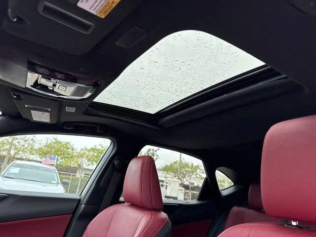 2024 Lexus ES 7th Gen - Image 8 of 15