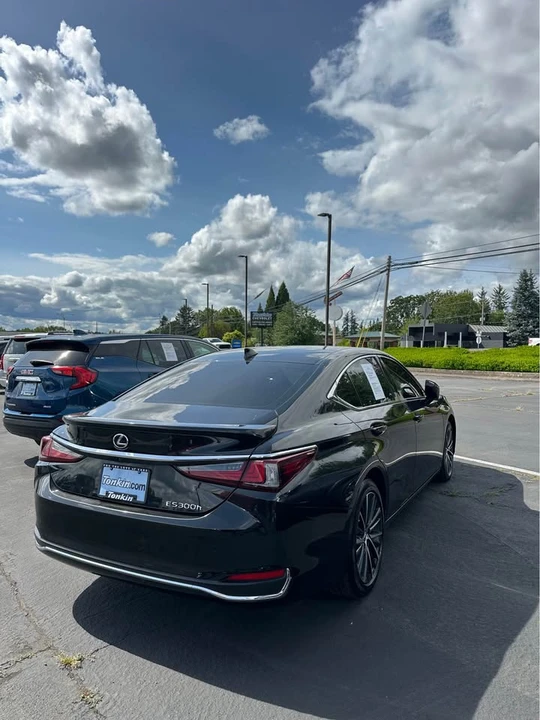 2024 Lexus ES 7th Gen - Image 3 of 3