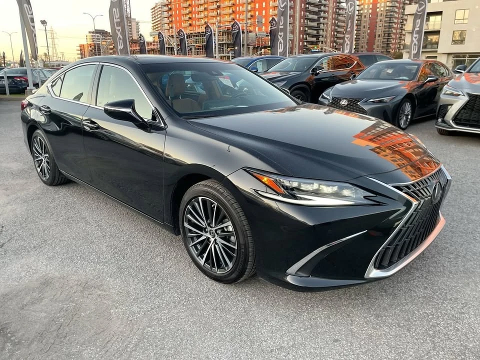 2024 Lexus ES 7th Gen - Image 19 of 20