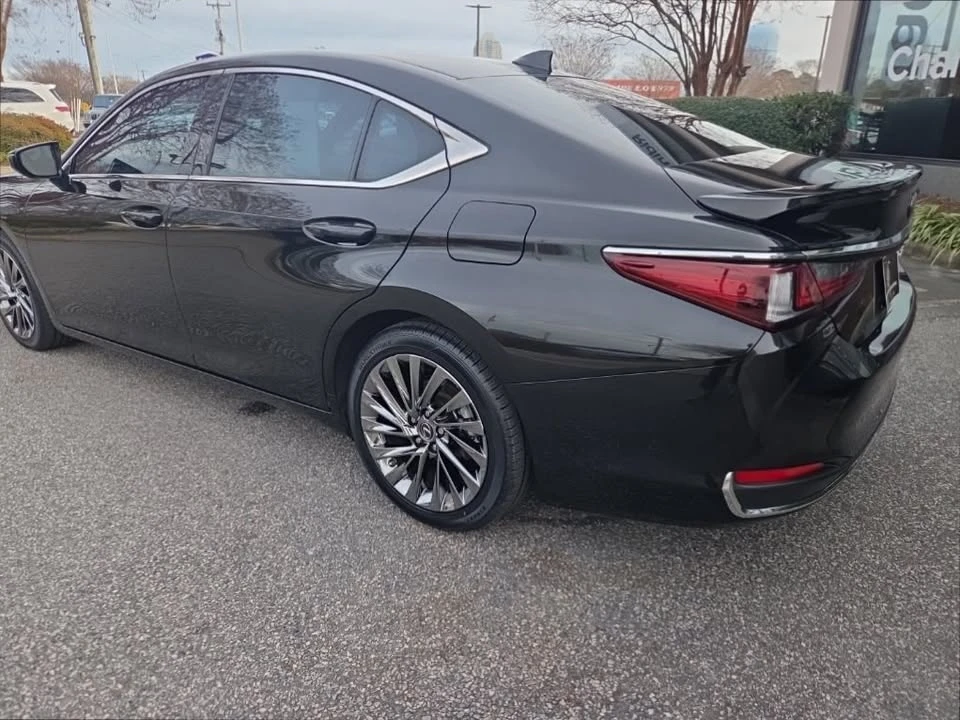 2024 Lexus ES 7th Gen - Image 6 of 20