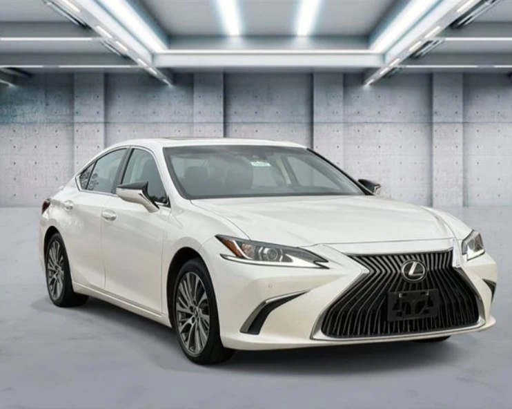 2024 Lexus ES 7th Gen - Image 17 of 18