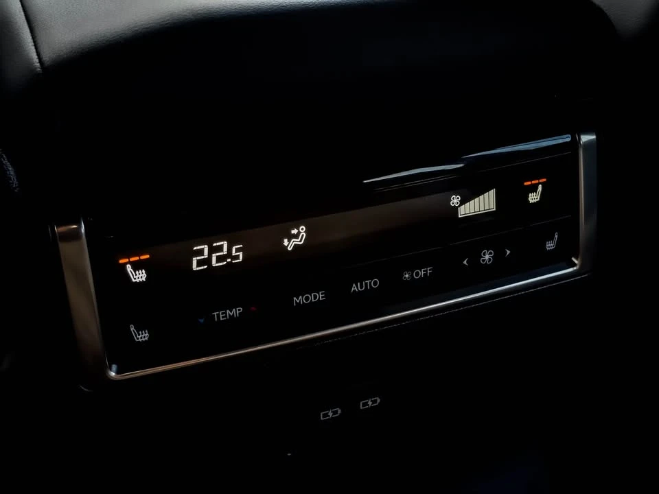2024 Lexus GX 3rd Gen - Image 7 of 13