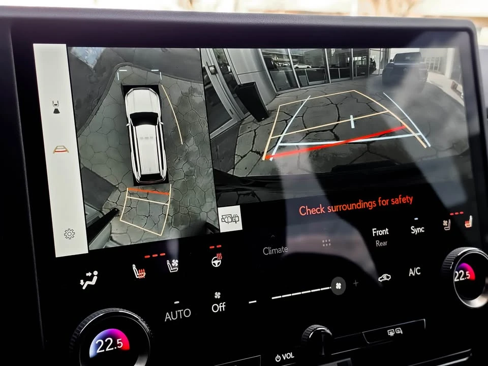 2024 Lexus GX 3rd Gen - Image 12 of 13