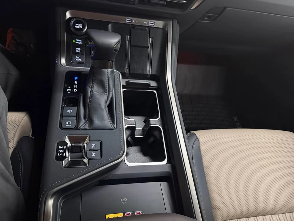 2024 Lexus GX 3rd Gen - Image 11 of 11