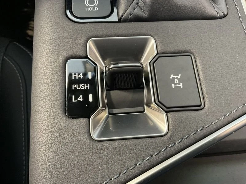 2024 Lexus GX 3rd Gen - Image 15 of 17