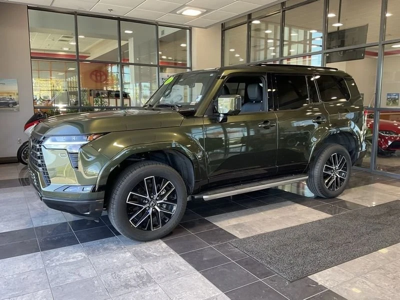 2024 Lexus GX 3rd Gen - Image 3 of 17