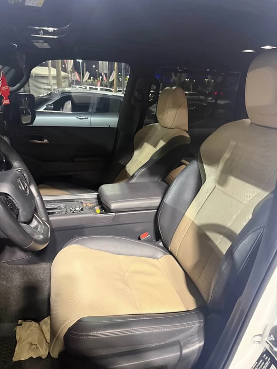 2024 Lexus GX 3rd Gen - Image 4 of 6