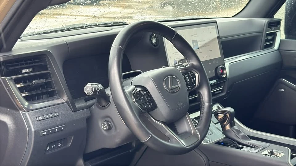 2024 Lexus GX 3rd Gen - Image 5 of 12