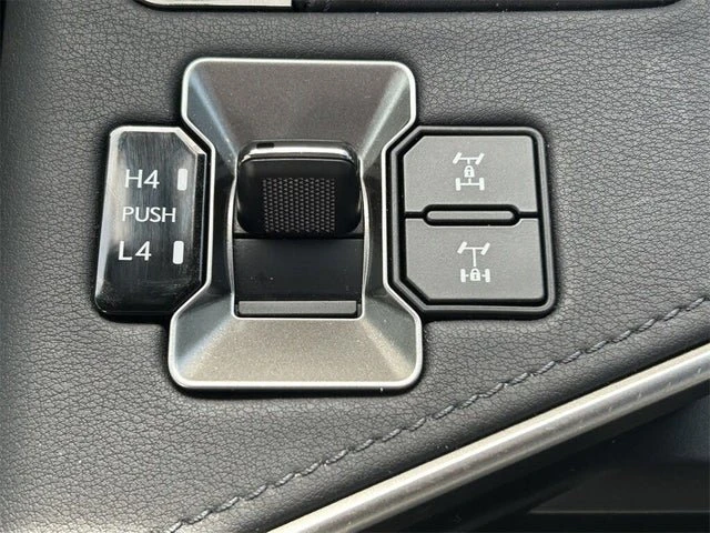 2024 Lexus GX 3rd Gen - Image 13 of 19