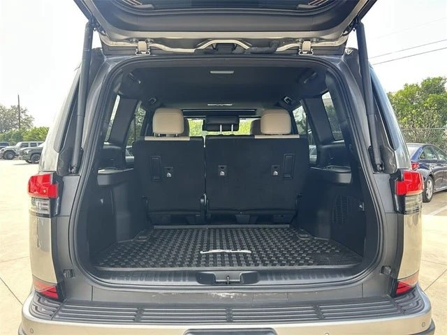 2024 Lexus GX 3rd Gen - Image 10 of 19