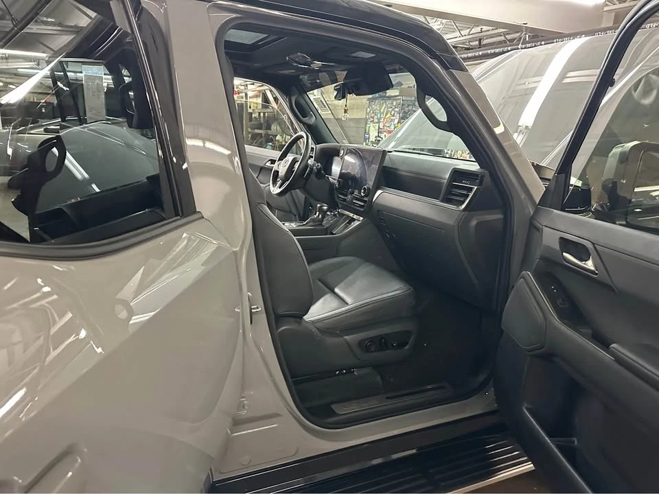 2024 Lexus GX 3rd Gen - Image 6 of 10
