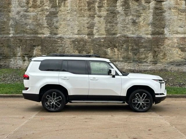 2024 Lexus GX 3rd Gen - Image 8 of 20