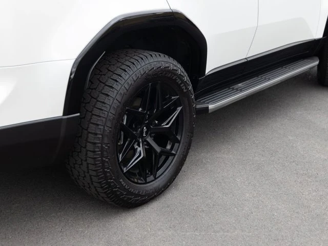 2024 Lexus GX 3rd Gen - Image 9 of 20