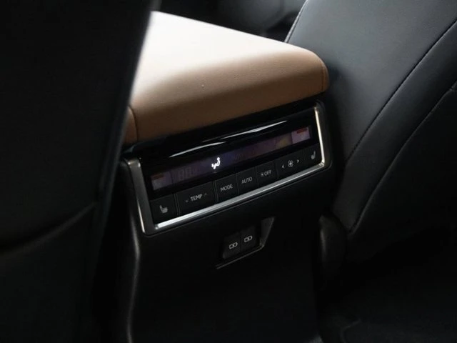2024 Lexus GX 3rd Gen - Image 18 of 20
