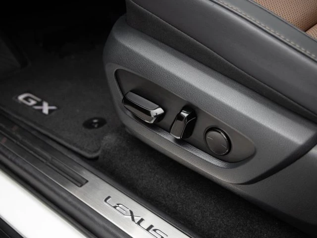 2024 Lexus GX 3rd Gen - Image 11 of 20
