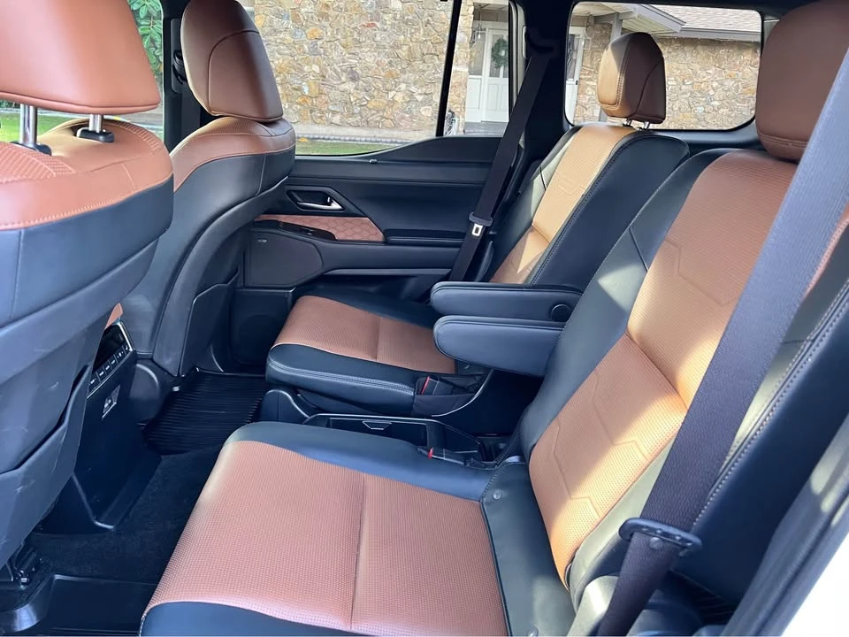 2024 Lexus GX 3rd Gen - Image 9 of 18