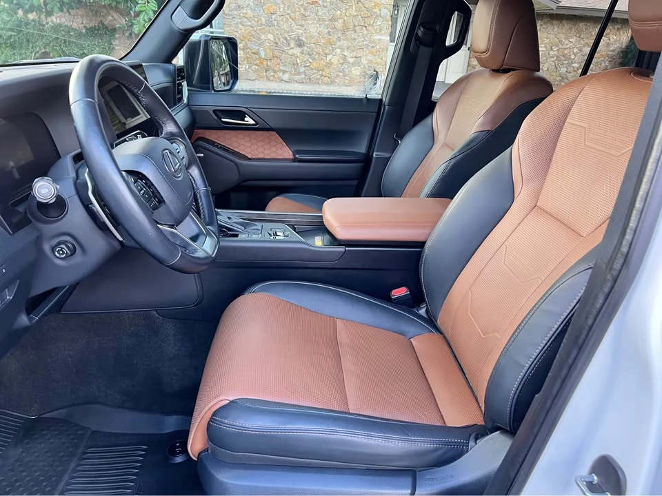 2024 Lexus GX 3rd Gen - Image 7 of 18