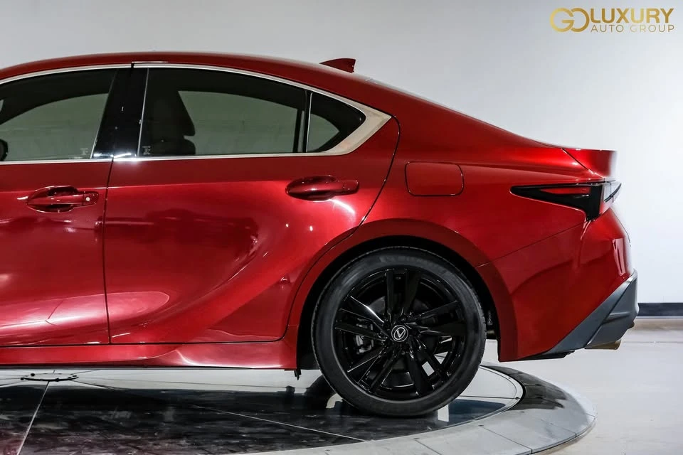 2024 Lexus IS 3rd Gen - Image 15 of 20