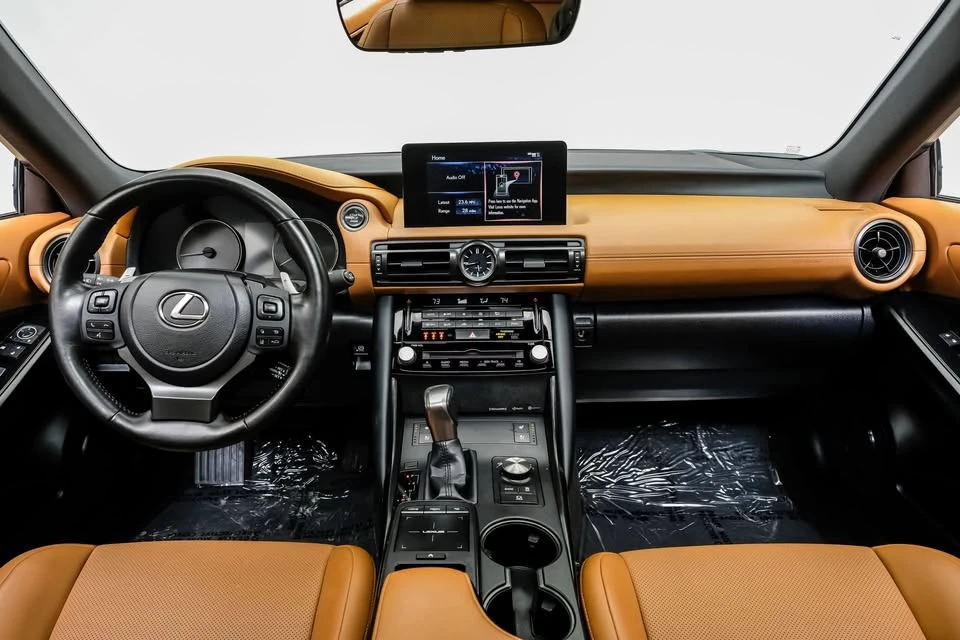 2024 Lexus IS 3rd Gen - Image 19 of 20