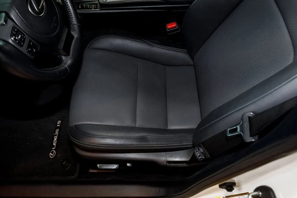 2024 Lexus IS 3rd Gen - Image 14 of 20
