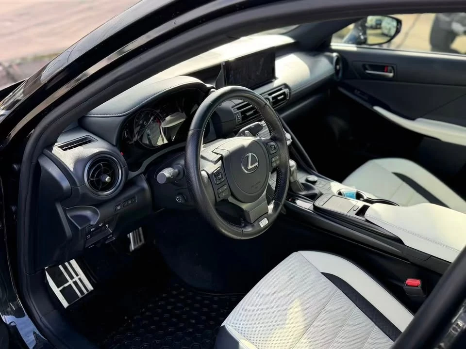 2024 Lexus IS 3rd Gen - Image 8 of 14