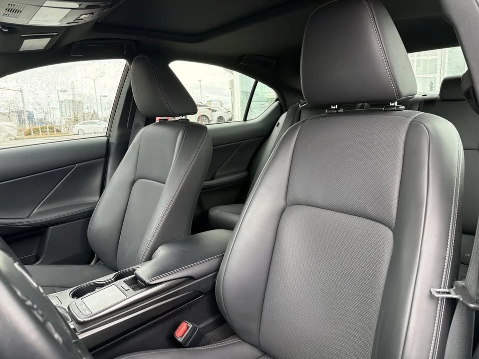 2024 Lexus IS 3rd Gen - Image 19 of 20